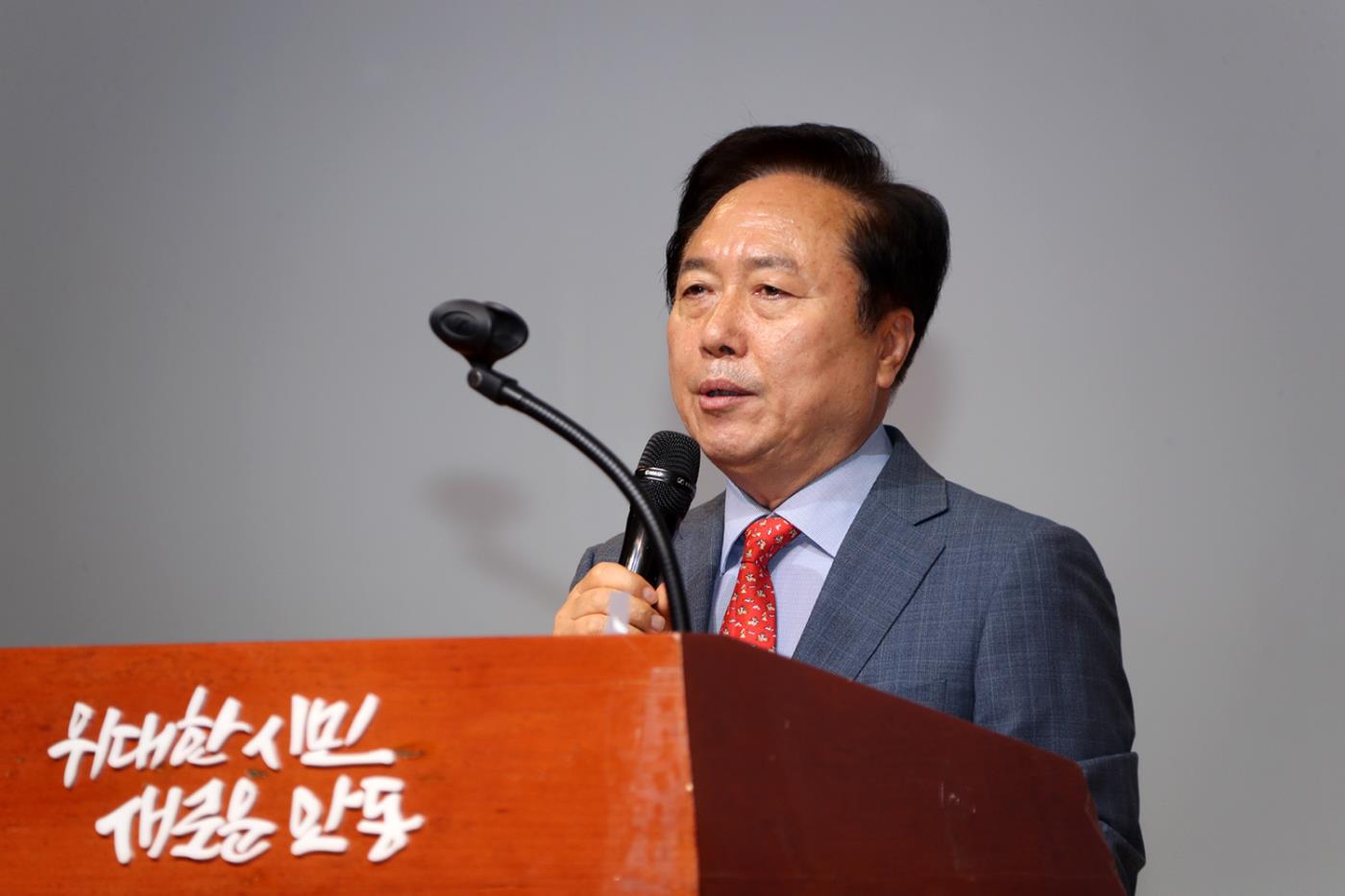 0701 권기창 안동시장, 민선 8기 4년 차 첫날 “시민 속으로” (1).JPG