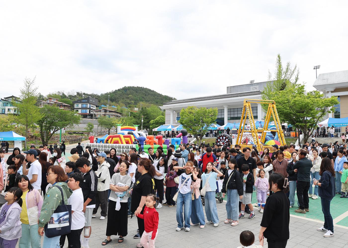 1-10 사진(제103회 영양군 어린이날 기념행사).jpg