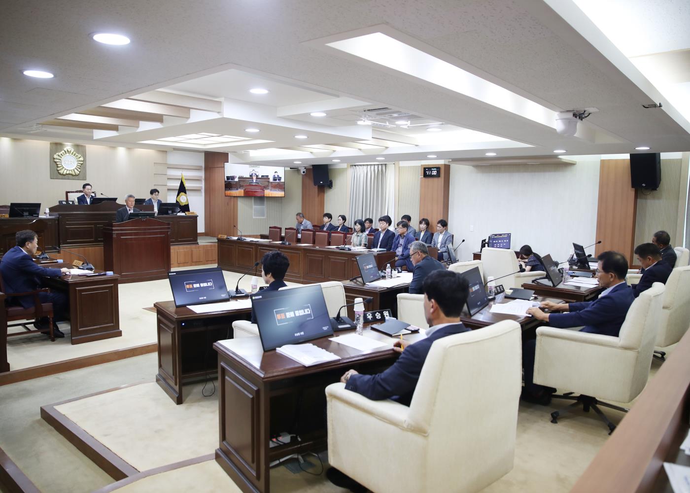 4-4 사진(영양군 의회 제306회 임시회).JPG
