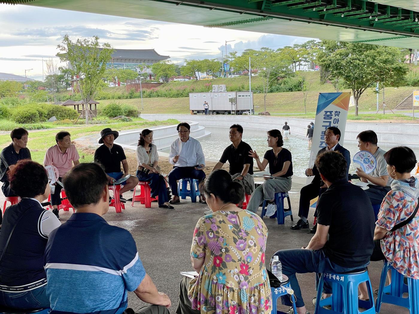 0818 낙동강변 물속 걷는 길서 ‘찾아가는 중구동 주민자치회’ 개최 (1).jpg